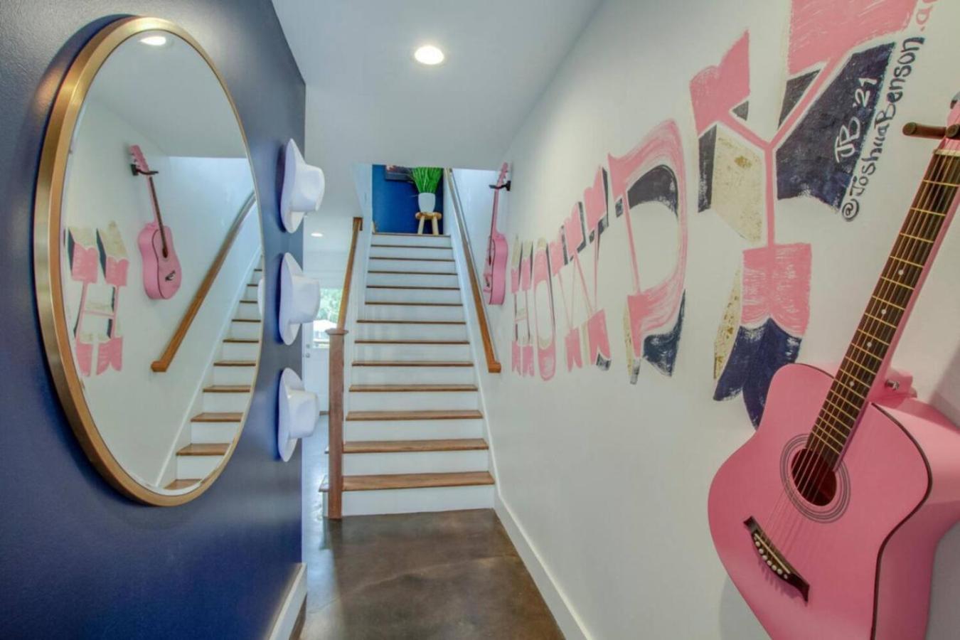 Howdy House New And Trendy With Rooftop Deck Нэшвилл Экстерьер фото